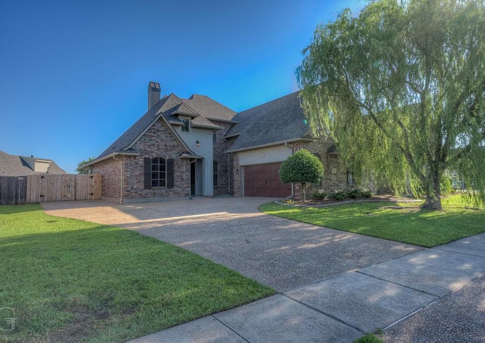 1st image of 433 Tupelo Dr