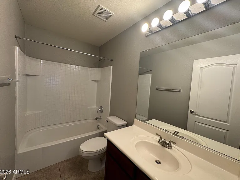 9575 W Quail Ave — Photo 24