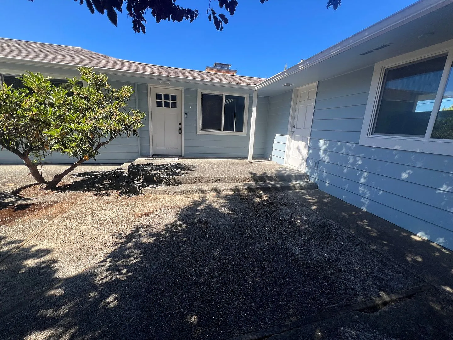 Fir Duplex — Photo 1