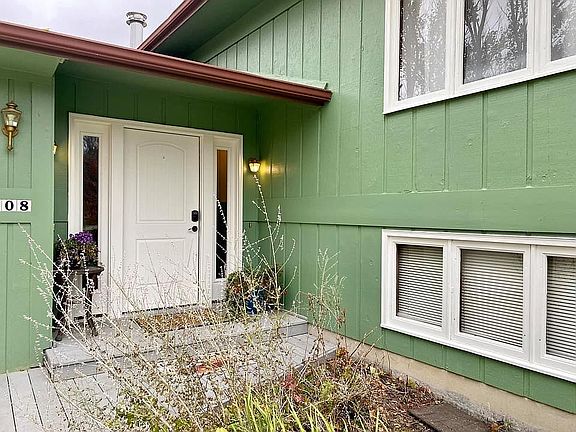 3rd image of 1108 63rd Ave N