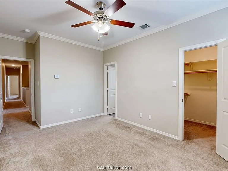 2027 Harvey Mitchell Pkwy S — Photo 29