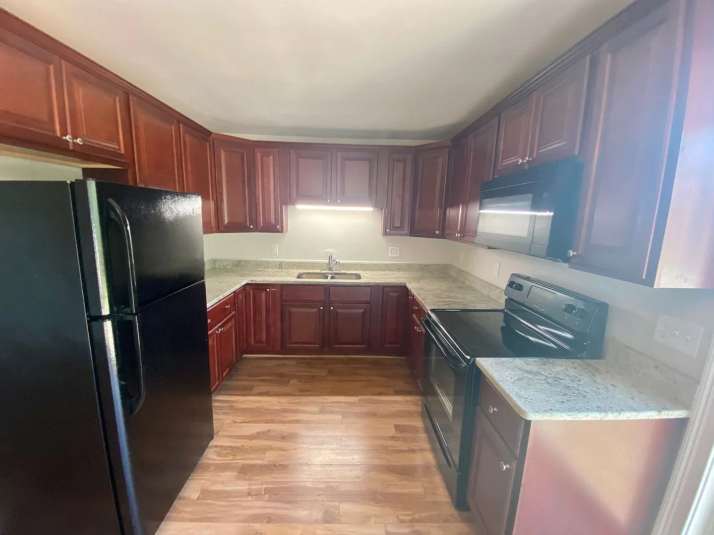 4 Providence Road — Photo 4