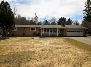 5825 Meadow Dr, Rhinelander, WI 54501