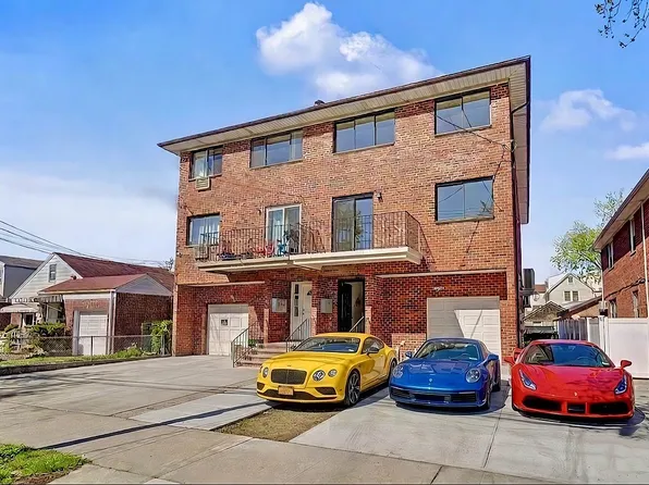 4344 161st St, Flushing, NY 11358