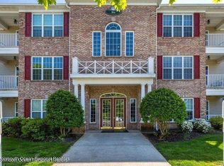 634 Sophee Ln, Lakewood, NJ