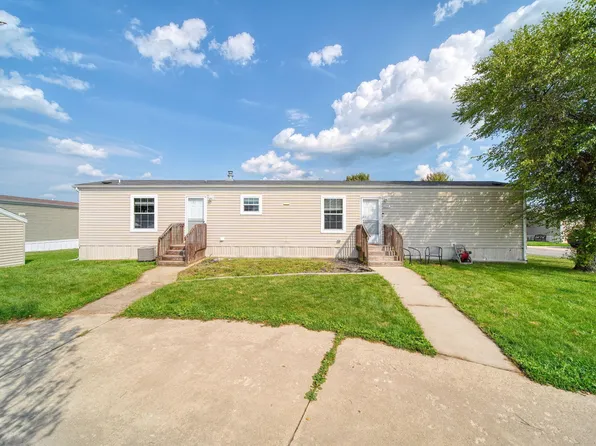 275 Grand River Dr, Adrian, MI 49221