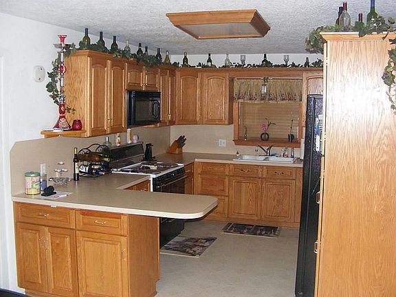 All appliances in the kitchen will stay