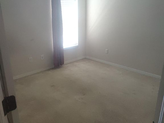 2nd image of 516 York Dale Dr