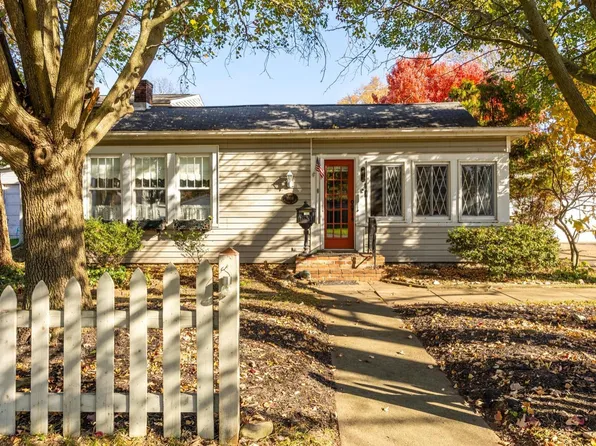 417 South St, Huron, OH 44839