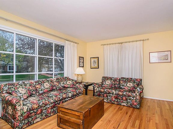 4th image of 2453 Antietam Dr