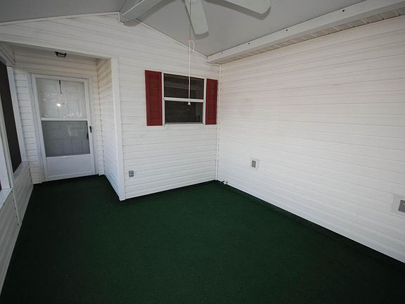 2nd image of 401 Santa Clara Cir