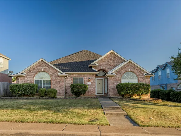 1532 Mill Creek Dr, Desoto, TX 75115