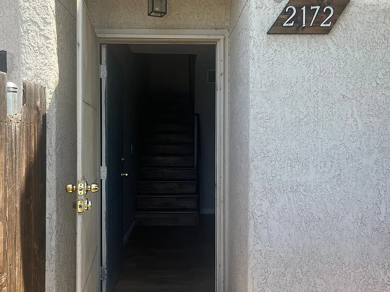 2172 N 1st Ave #25 — Photo 2