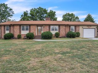 105 Albain Cir, Greenville, SC 29617