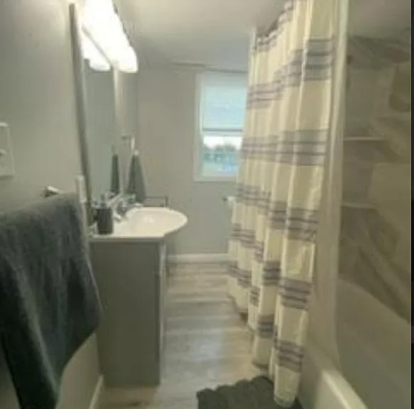Upper level Bathroom