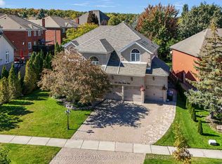 2451 Erin Centre Blvd, Mississauga, ON L5M5B3