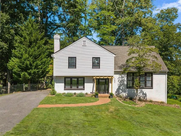 4634 Fieldale Rd, Lynchburg, VA 24503