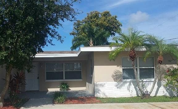 5th image of 402 Driftwood Dr E