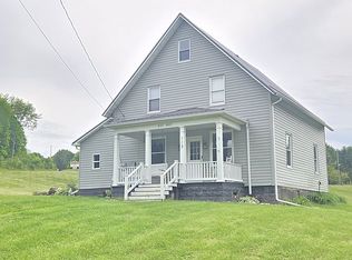 113 Mill St, Glenford, OH 43739