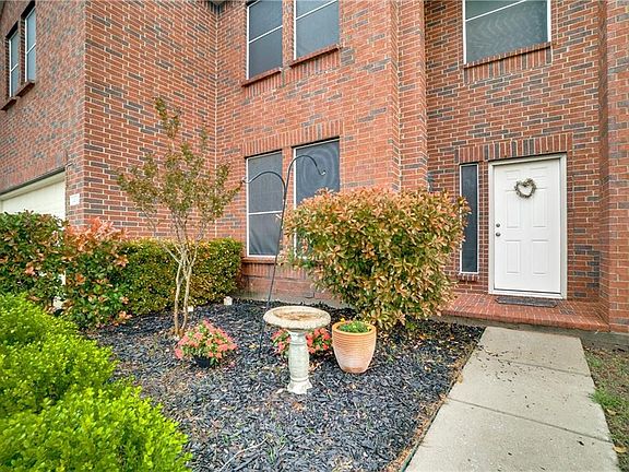 2nd image of 1401 Bankston Dr