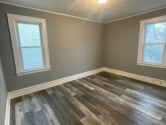 5th image of 51 Carolina Ave #B