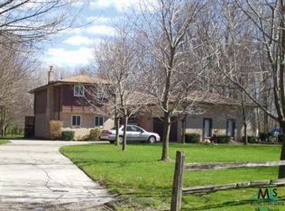 47380 Sugarbush Rd, Chesterfield, MI 48047