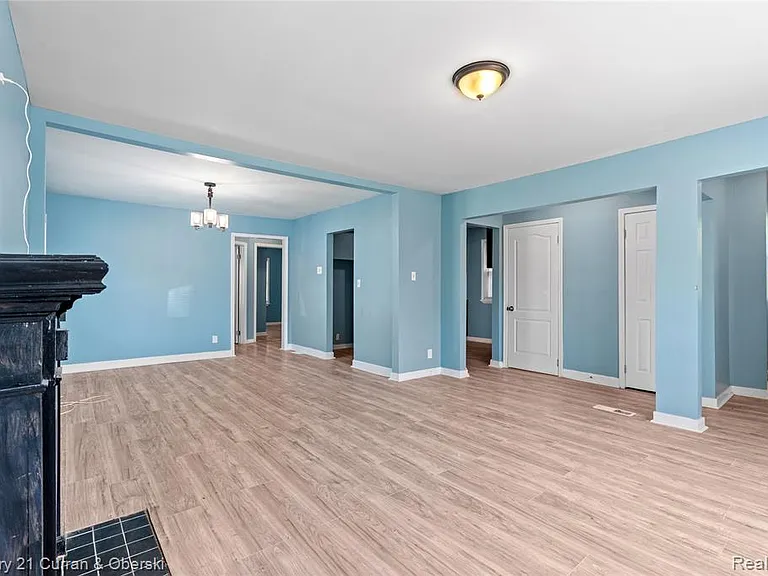 4220 Webb St — Photo 5