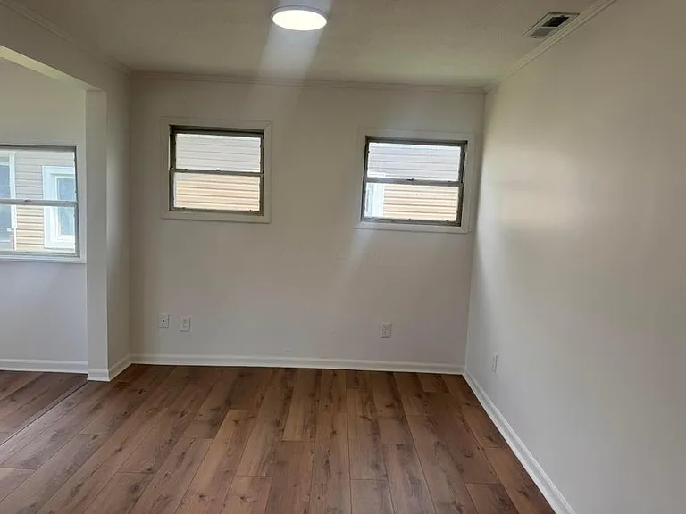 4956 Island Dr NE — Photo 12