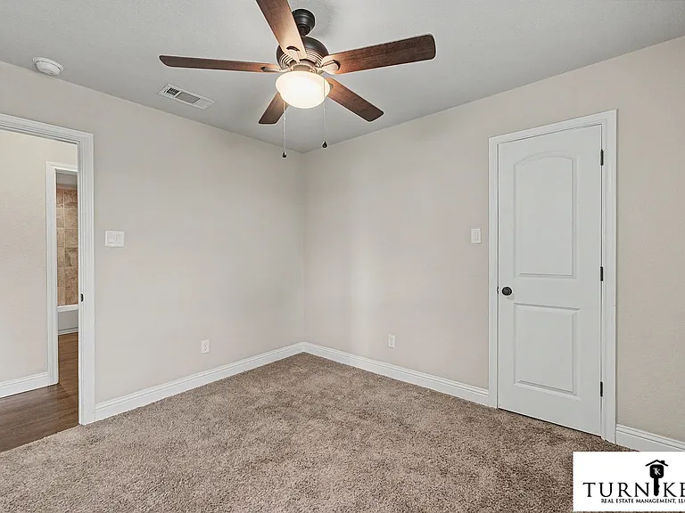 1324-1328 White Sand Dr — Photo 8
