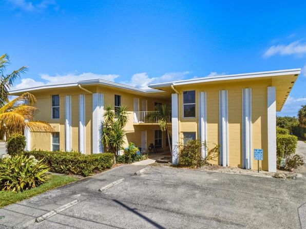 727 Hummingbird Way APT 2