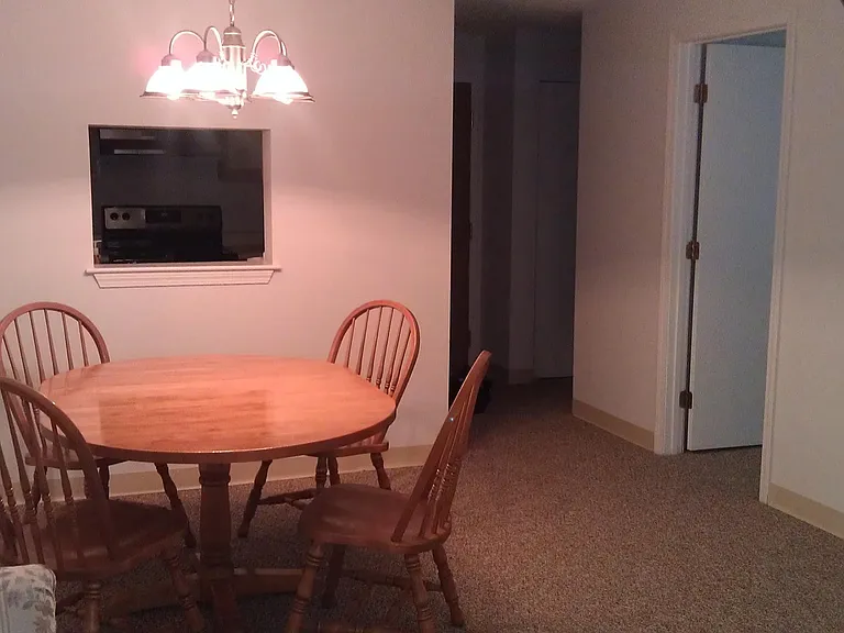 335 Lilac Ln #5 — Photo 8