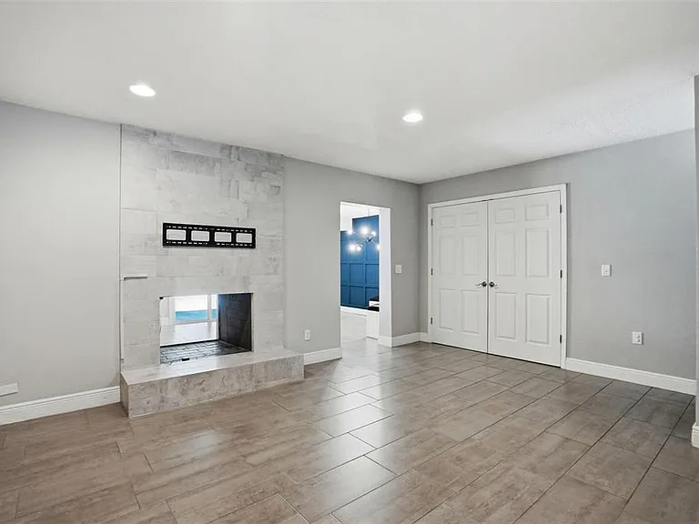 727 N Himes Ave — Photo 9