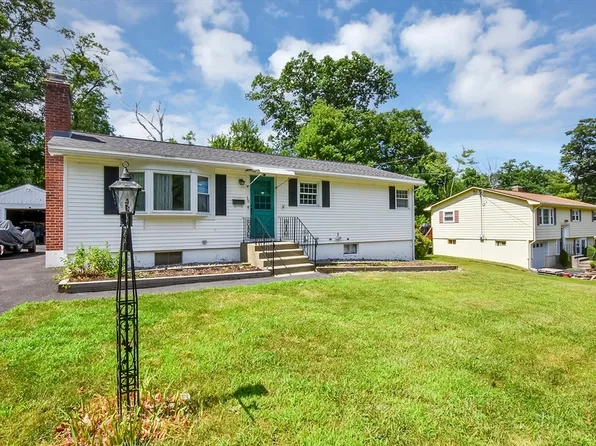 30 Venus Dr, Worcester, MA 01605