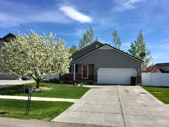 2550 Pearce Dr, Idaho Falls, ID 83401