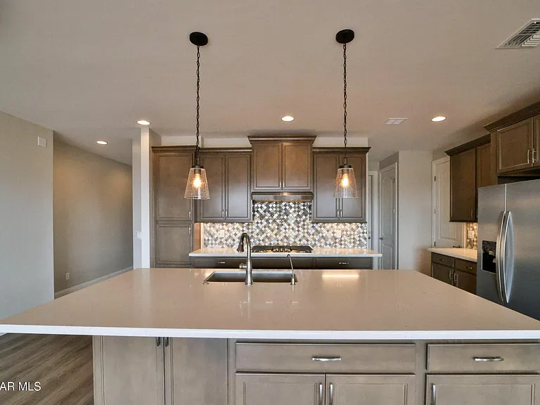 7037 N Robin Nest Ct — Photo 6