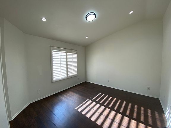 5th image of 11380 Via Rancho San Diego Unit J