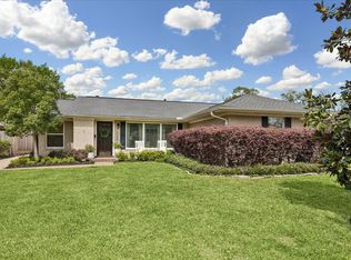 10328 Brinwood Dr, Houston, TX 77043