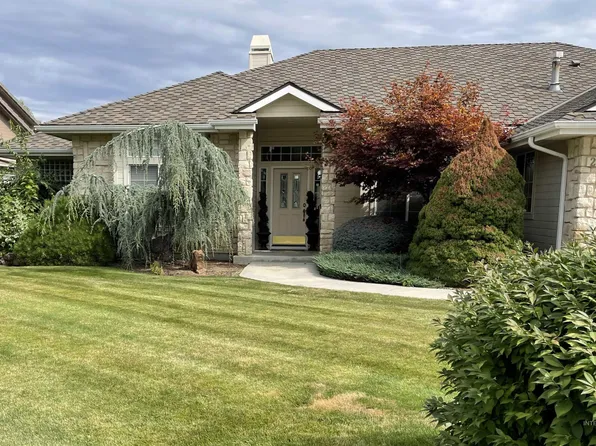 2732 N Lakeharbor Ln, Boise, ID 83703