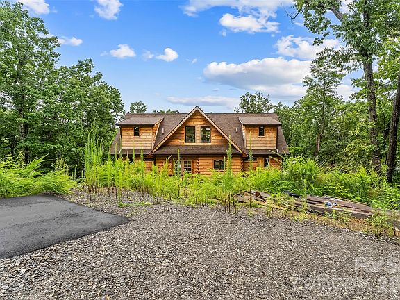 5th image of 266 Potomac Falls Dr