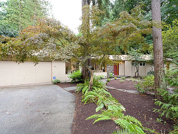 2nd image of 1425 NW 204th Pl