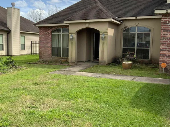 39103 Cajun Bayou Ave, Gonzales, LA 70737