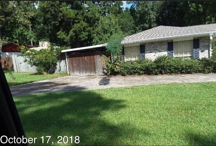 1st image of 184 N Lake Dr