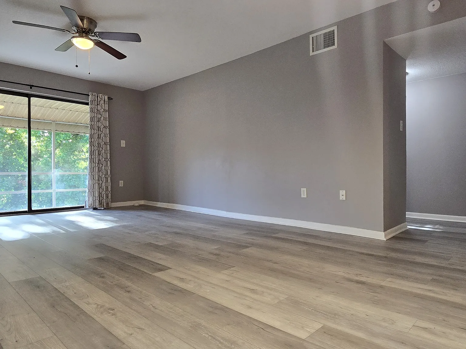 130 East Johnson Ave - 206 - 1 — Photo 4