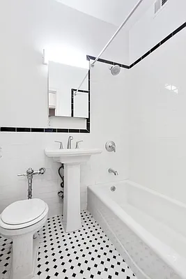 Rented by Compass | media 9