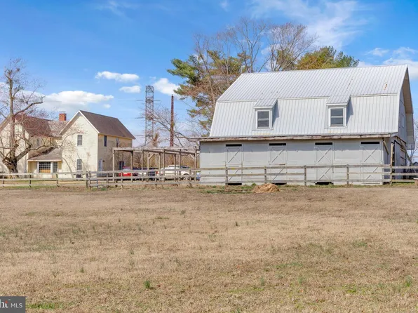 26726 Sandtown Rd, Goldsboro, MD 21636