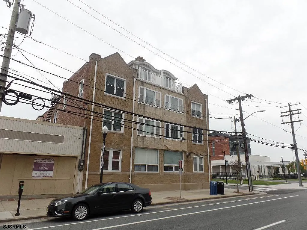 3801 Atlantic Ave APT D2 photo 1
