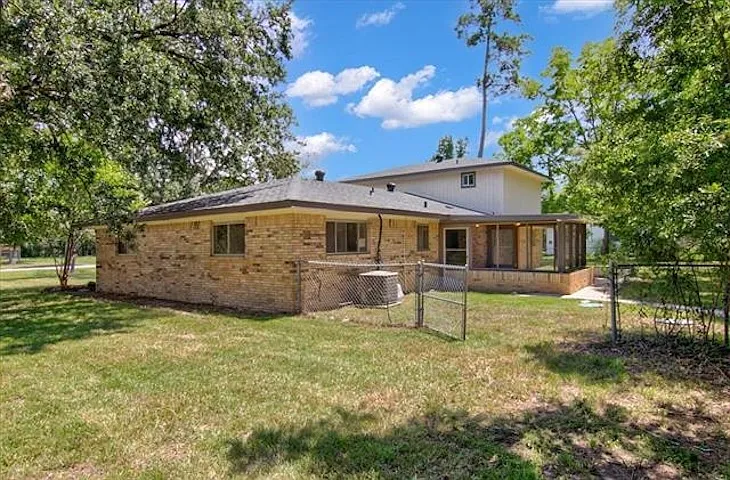 4327 McFarland Cir — Photo 25