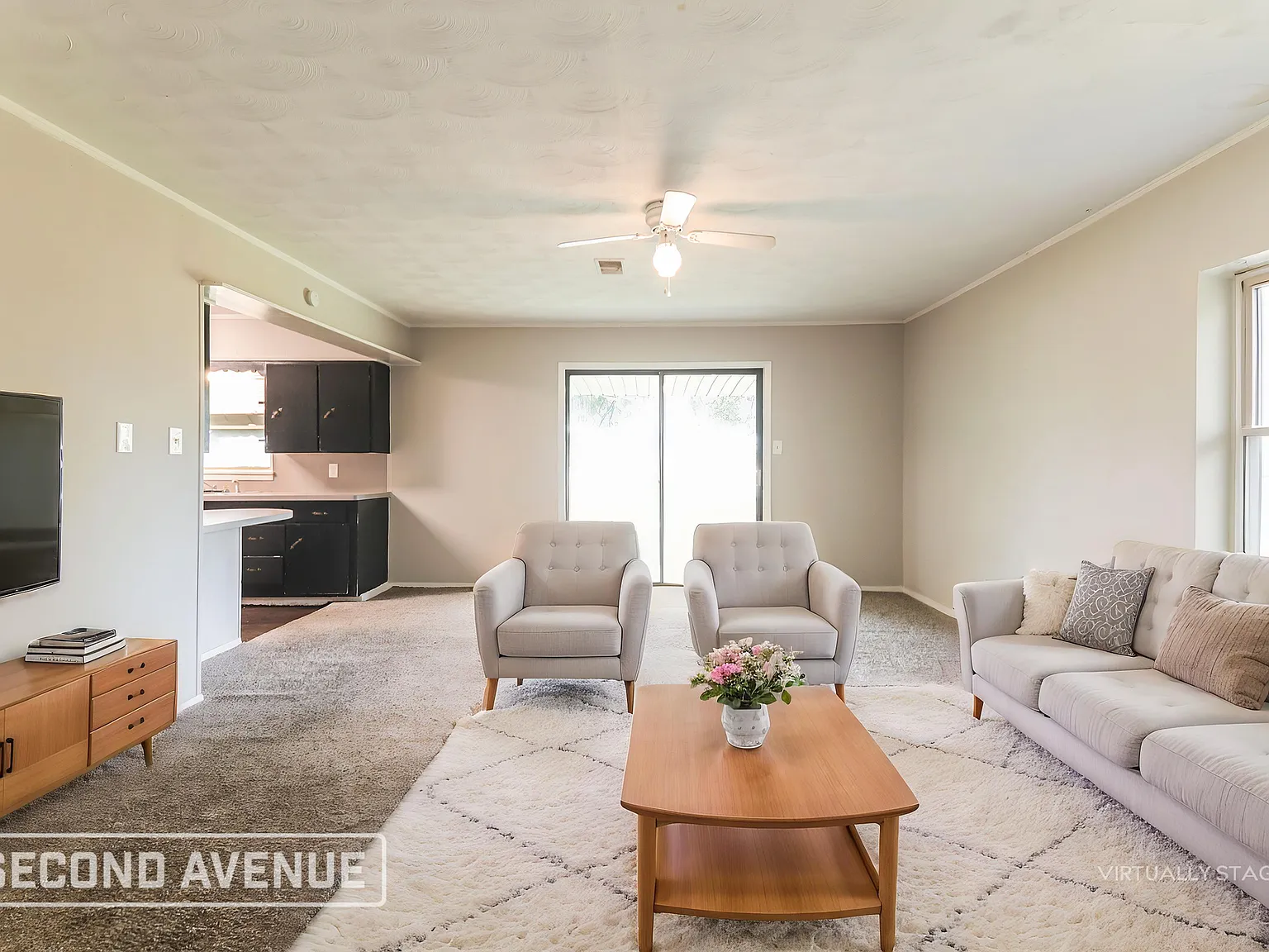 4 bed, 2.0 bath, 1448 sqft, $1,869 — Photo 2