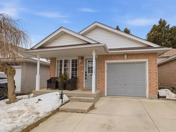 256 Grey Fox Dr, Kitchener, ON N2E 3N4