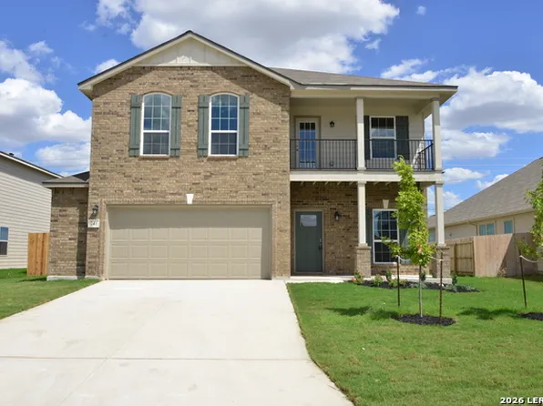 741 Farmers Dell, New Braunfels, TX 78130